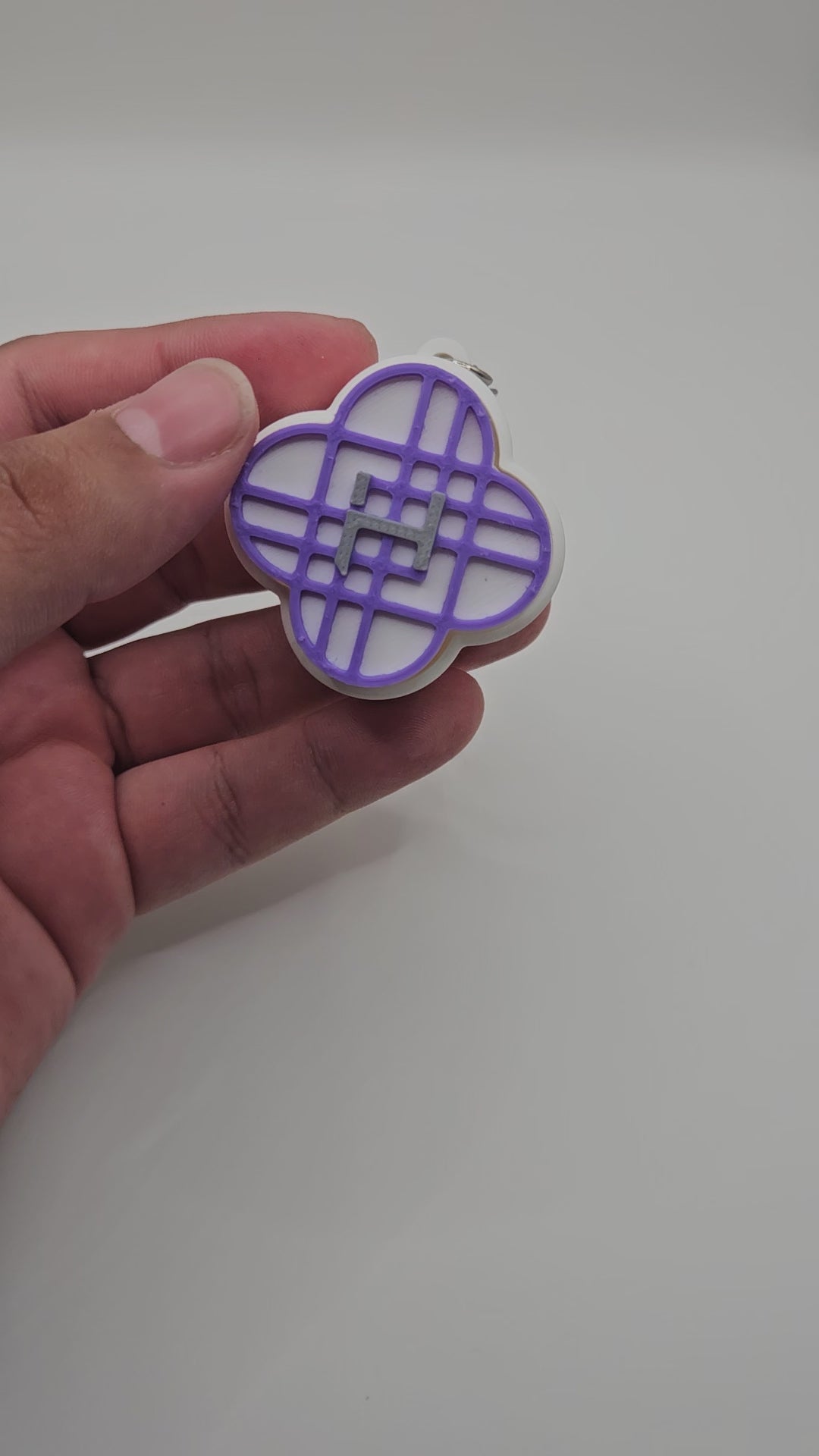 ClickCharm Fidget – K-Pop Inspired Mechanical Keychain